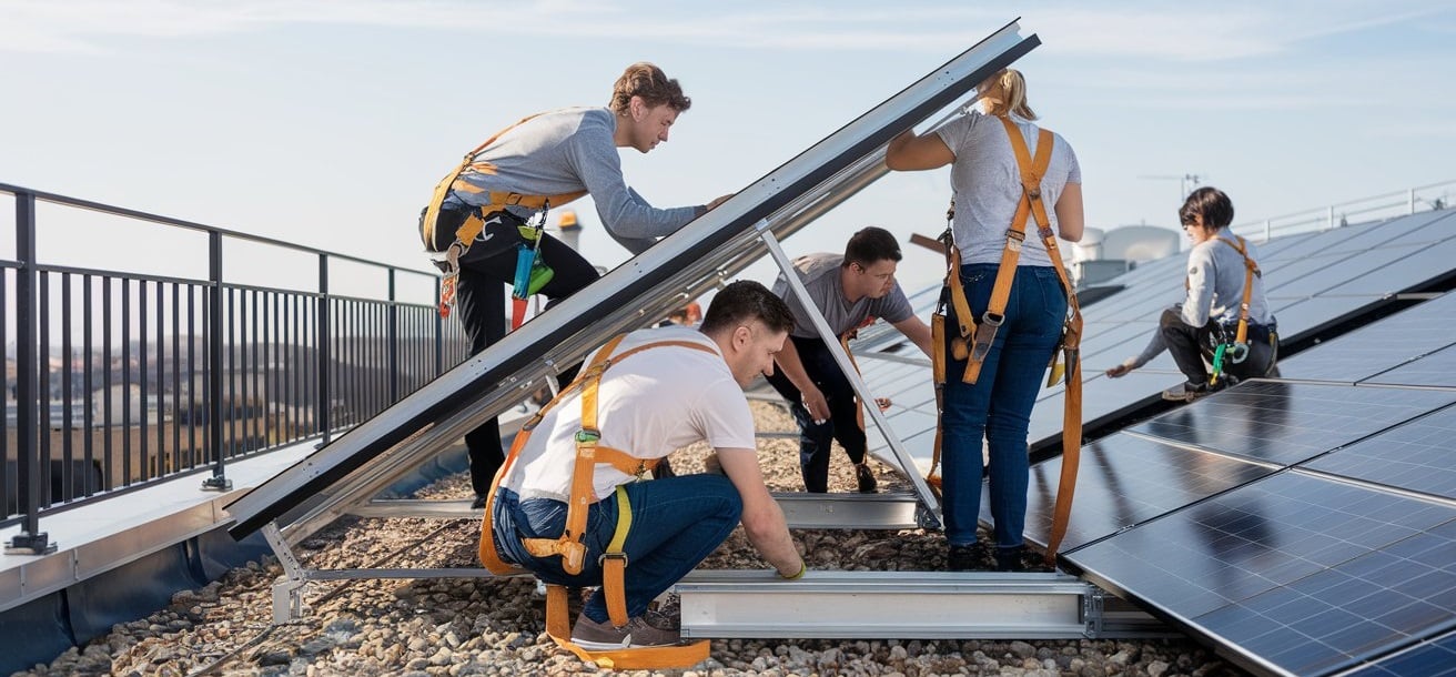 découvrez les différentes aides financières et subventions disponibles pour l'installation de panneaux photovoltaïques en france. profitez d'opportunités pour réduire vos coûts et adopter une énergie renouvelable.