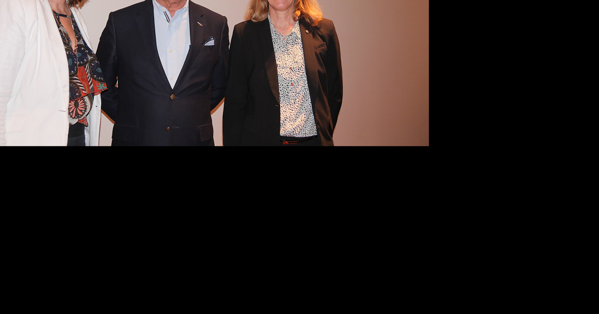 alioune sow prend la relève de simon ondet au sein de solewa, apportant un nouveau souffle et des perspectives innovantes à l'entreprise. découvrez les enjeux de ce changement de leadership et les ambitions de solewa sous la direction d'alioune sow.