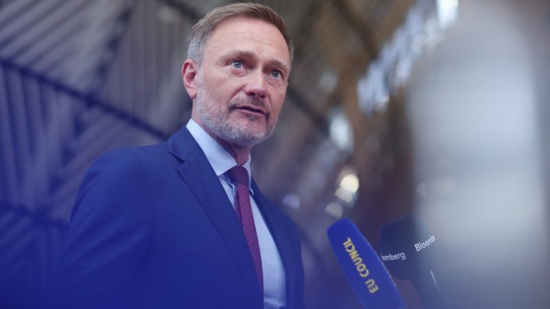 découvrez l'analyse d'antoine armand sur la souveraineté énergétique, un enjeu crucial qui façonne l'avenir de notre pays. explorez ses perspectives sur les défis et les opportunités dans le domaine de l'énergie.