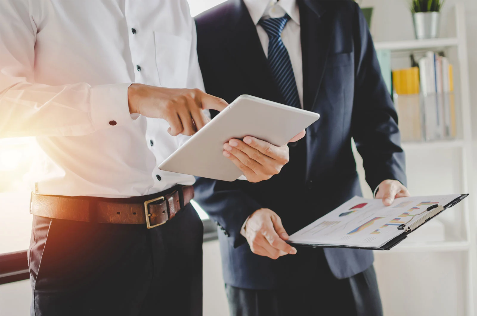 découvrez des astuces pratiques pour améliorer l'efficacité de votre service commercial. optimisez vos techniques de vente, renforcez la satisfaction client et boostez vos performances grâce à nos conseils experts.