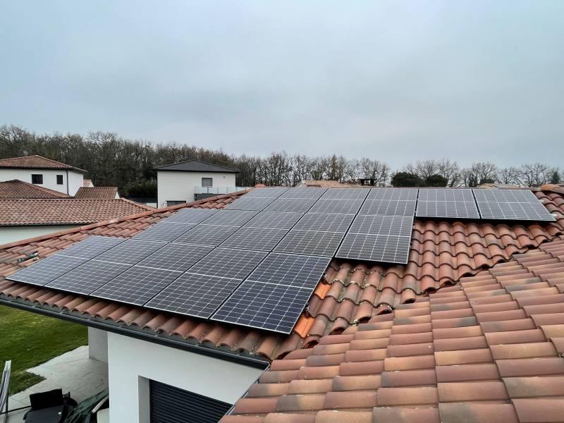 découvrez comment les panneaux solaires peuvent vous offrir une autonomie énergétique dans le tarn-et-garonne. profitez des avantages écologiques et économiques de l'énergie solaire tout en réduisant vos factures d'électricité et votre empreinte carbone.