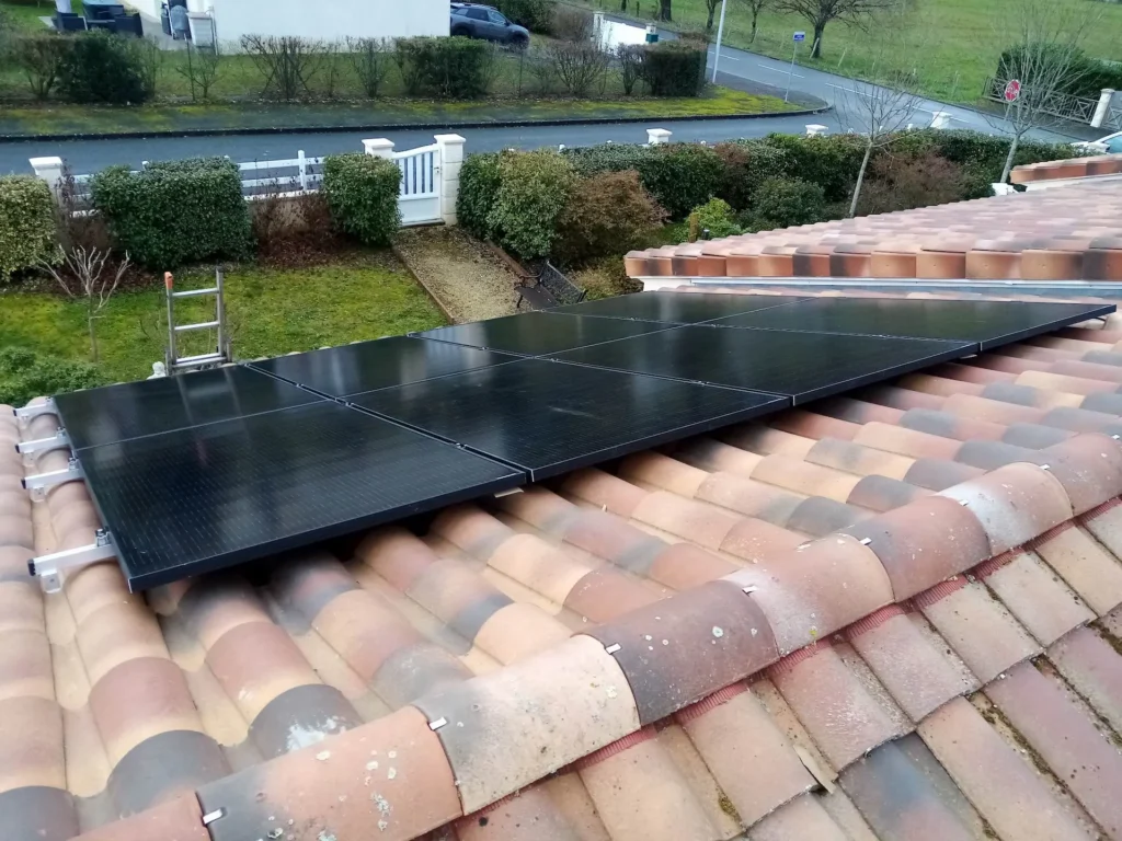 découvrez comment mettre en place une autonomie photovoltaïque en dordogne grâce à des solutions écologiques et économiques. profitez de l'énergie solaire pour alimenter votre maison tout en préservant l'environnement.