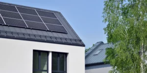 découvrez tout ce qu'il faut savoir sur l'autorisation pour l'installation de panneaux solaires. informez-vous sur les démarches administratives, les réglementations et les aides disponibles pour profiter pleinement de l'énergie solaire en toute légalité.