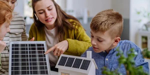 découvrez les multiples avantages de l'énergie solaire : une source d'énergie renouvelable, des économies sur vos factures d'électricité, une réduction de votre empreinte carbone et un investissement durable pour l'avenir. adoptez l'énergie solaire pour un mode de vie plus respectueux de l'environnement.