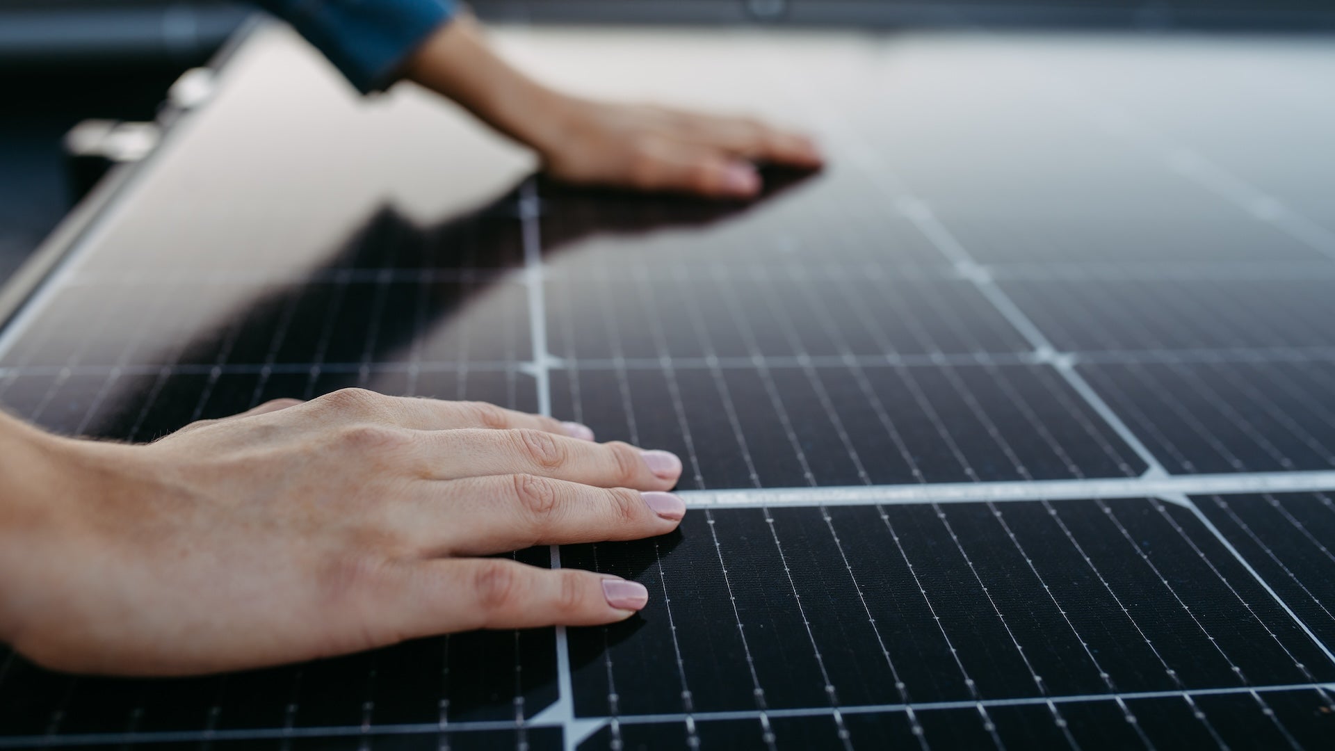 découvrez les avantages d'engager un installateur agréé de panneaux photovoltaïques, garantissant expertise, qualité d'installation et conformité avec les normes en vigueur. profitez d'une installation efficace et durable pour optimiser la production d'énergie de votre système solaire.
