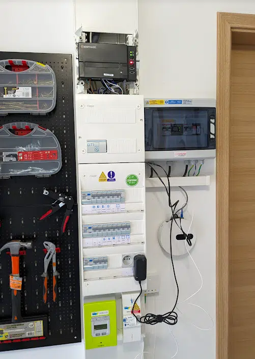 découvrez les nombreux avantages d'avoir un installateur enphase pour vos systèmes solaires. bénéficiez d'une expertise technique, d'une installation de haute qualité, et d'un support client exceptionnel pour maximiser votre rendement énergétique. transformez votre façon de consommer l'énergie avec enphase.