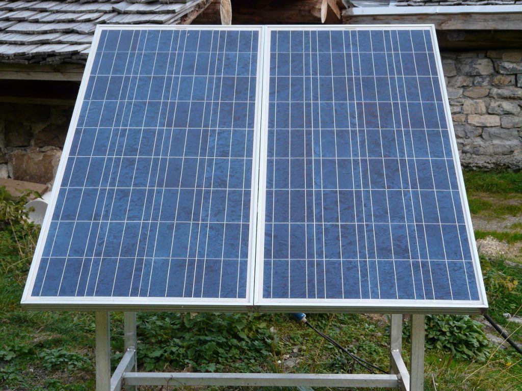 découvrez comment choisir le meilleur installateur de panneaux photovoltaïques à bordeaux pour optimiser votre investissement énergétique. comparez les offres, vérifiez les certifications et profitez des conseils d'experts pour une installation réussie.