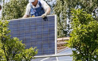 découvrez comment choisir le meilleur installateur de panneaux photovoltaïques en bretagne. profitez d'un guide complet pour sélectionner un professionnel qualifié, optimiser vos économies d'énergie et bénéficier d'une installation performante et durable.