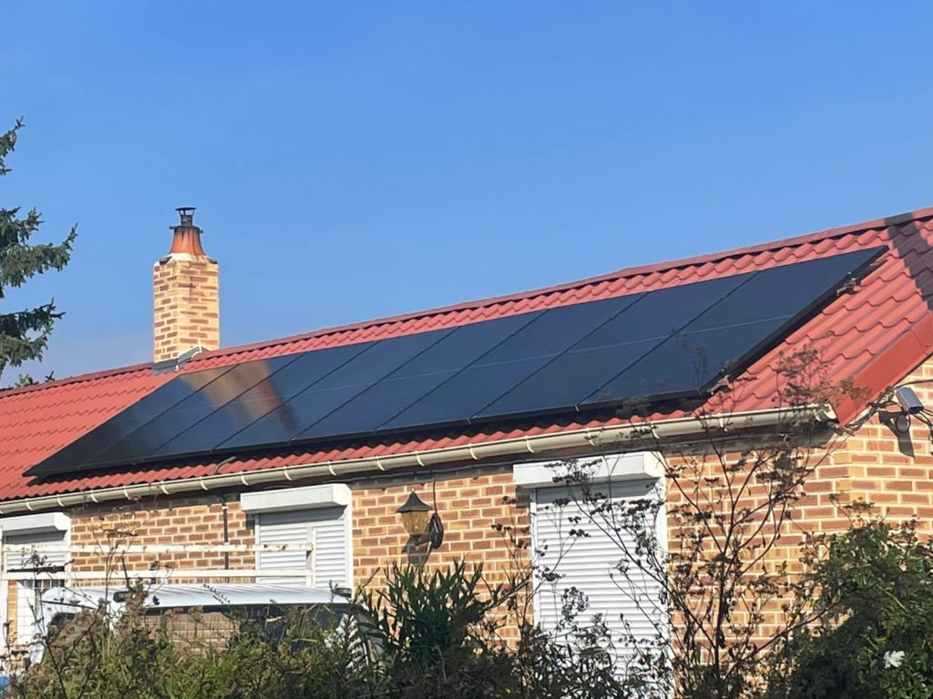 découvrez comment choisir un installateur de panneaux photovoltaïques à villeneuve d'ascq pour maximiser l'efficacité de votre installation solaire. obtenez des conseils pratiques, comparez les experts locaux et faites le meilleur choix pour votre projet énergétique durable.