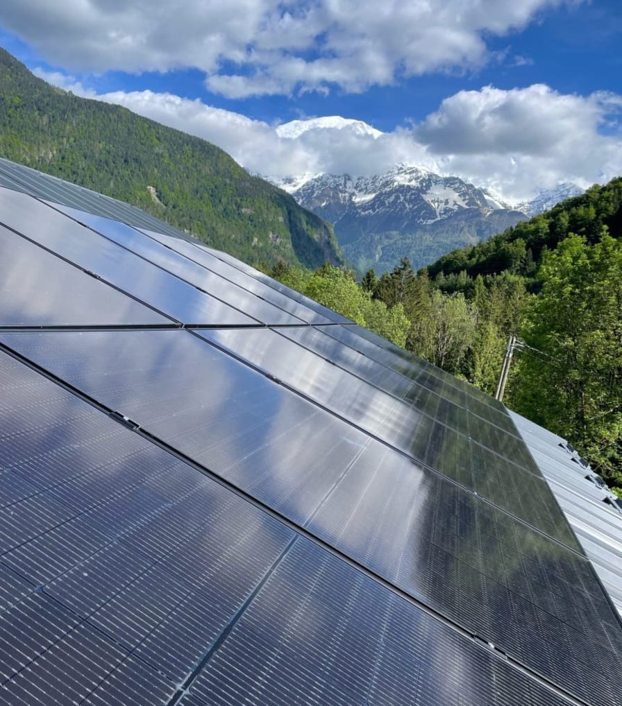 découvrez comment choisir le bon installateur photovoltaïque en haute-savoie (74). optimisez votre investissement énergétique avec des conseils pratiques pour sélectionner un professionnel compétent et fiable, garantissant une installation de qualité et des performances optimales pour vos panneaux solaires.