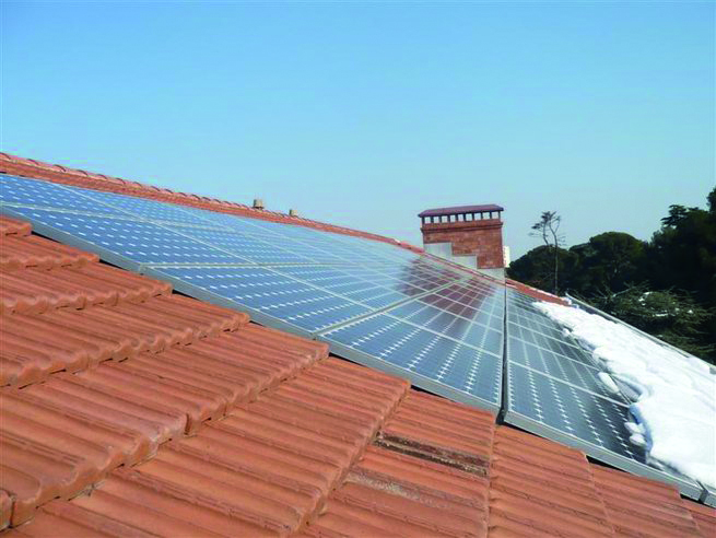découvrez comment choisir le bon installateur photovoltaïque en midi-pyrénées pour bénéficier d'une énergie renouvelable durable. comparez les offres, vérifiez les certifications et trouvez un expert local pour optimiser votre transition énergétique.