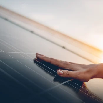 découvrez comment choisir le meilleur installateur photovoltaïque à mortagne pour optimiser votre système d'énergie solaire. comparez les offres, l'expertise et les avis clients pour faire le bon choix et maximiser votre investissement dans les énergies renouvelables.