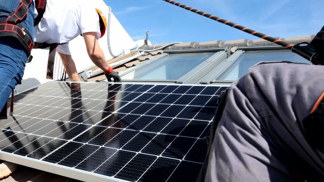 découvrez comment choisir un installateur photovoltaïque à valence. optez pour des experts qualifiés qui vous aideront à tirer le meilleur parti de l'énergie solaire pour votre maison ou entreprise. profitez de conseils personnalisés et d'installations de qualité pour un avenir plus durable.