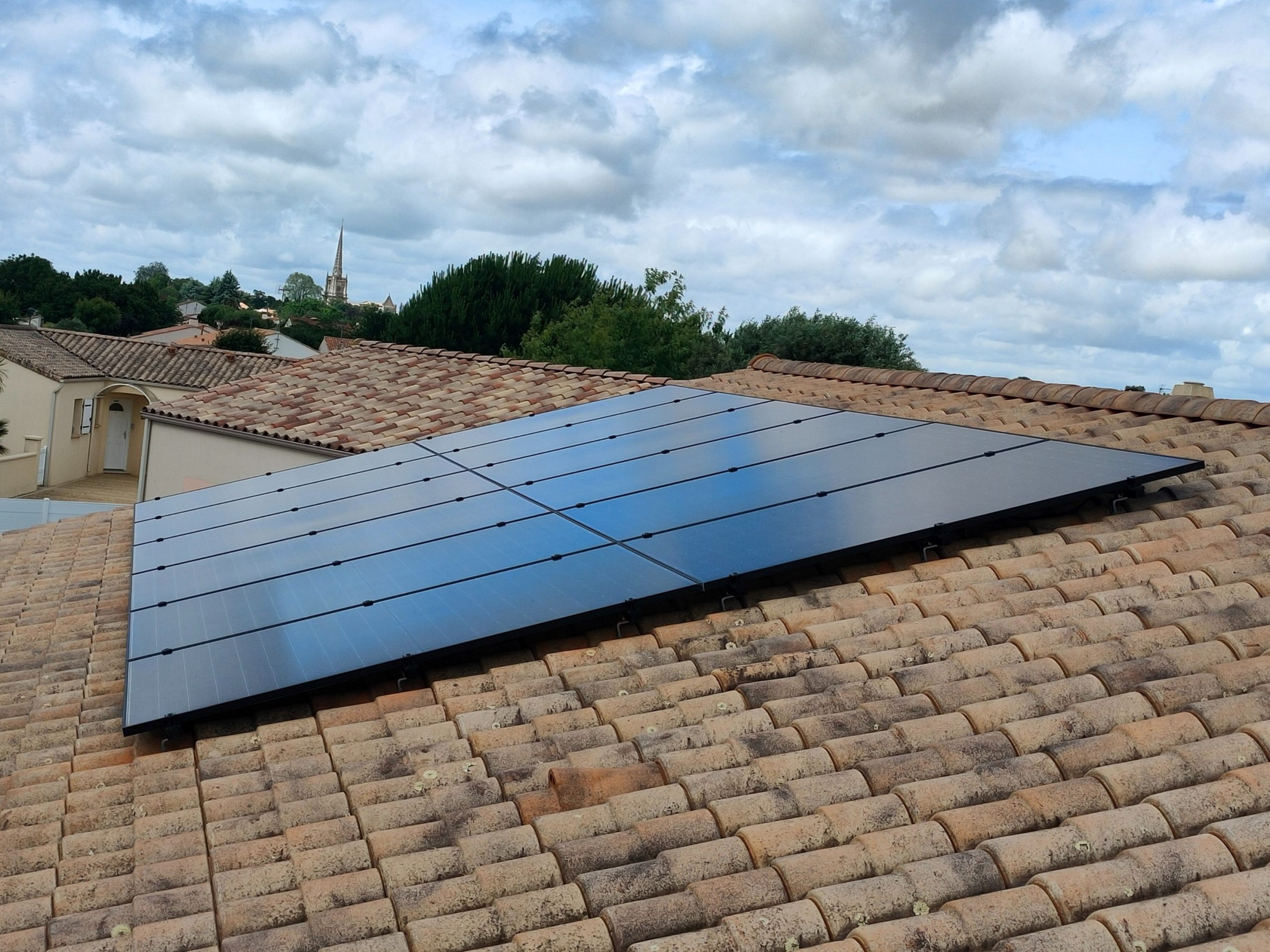 découvrez comment choisir le meilleur installateur photovoltaïque en vendée pour optimiser votre production d'énergie solaire. comparez les offres, vérifiez les certifications et profitez de conseils d'experts pour un projet réussi.