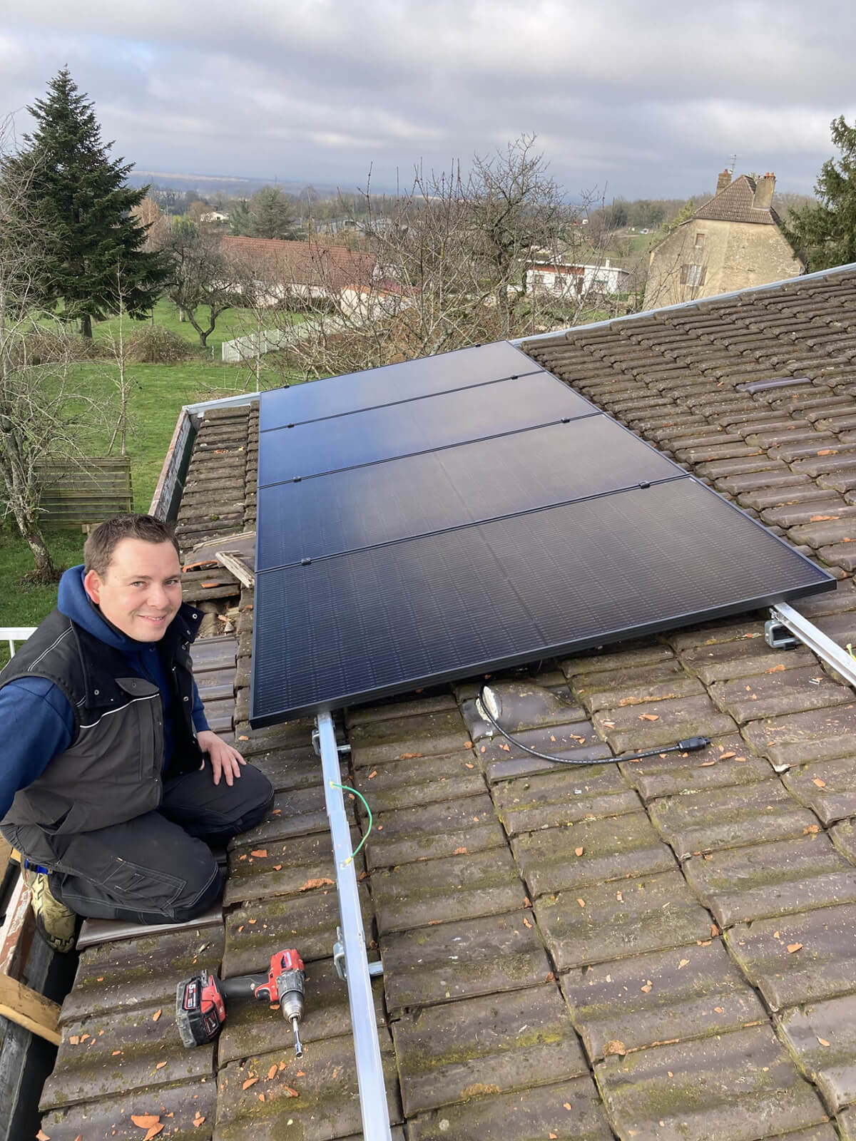 découvrez comment choisir le meilleur installateur de panneaux photovoltaïques dans le jura. profitez de conseils pratiques, comparez les offres et assurez-vous d'une installation de qualité pour optimiser votre production d'énergie solaire.