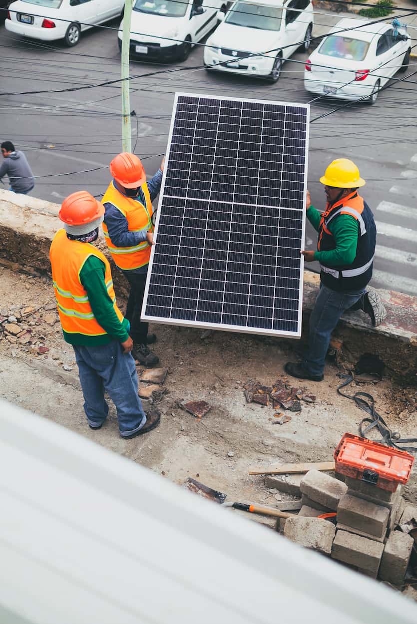 découvrez comment choisir le bon installateur solaire pour votre projet d'énergie verte. profitez de conseils pratiques, d'astuces pour évaluer les compétences et la réputation des installateurs, et maximisez l'efficacité de votre installation solaire.