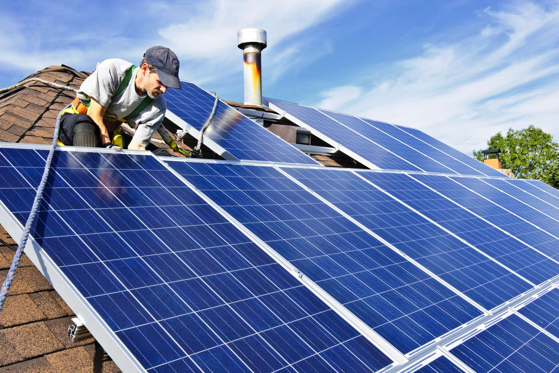 découvrez comment choisir le meilleur installateur solaire pour votre projet. obtenez des conseils pratiques pour évaluer les compétences, comparer les devis et garantir une installation fiable et efficace de votre système solaire.