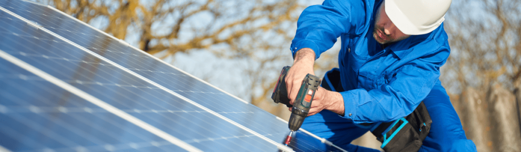 découvrez comment choisir le bon installateur solaire pour votre projet. obtenez des conseils pratiques pour évaluer les compétences, vérifier les certifications et comparer les devis afin de garantir une installation de panneaux solaires efficace et durable.