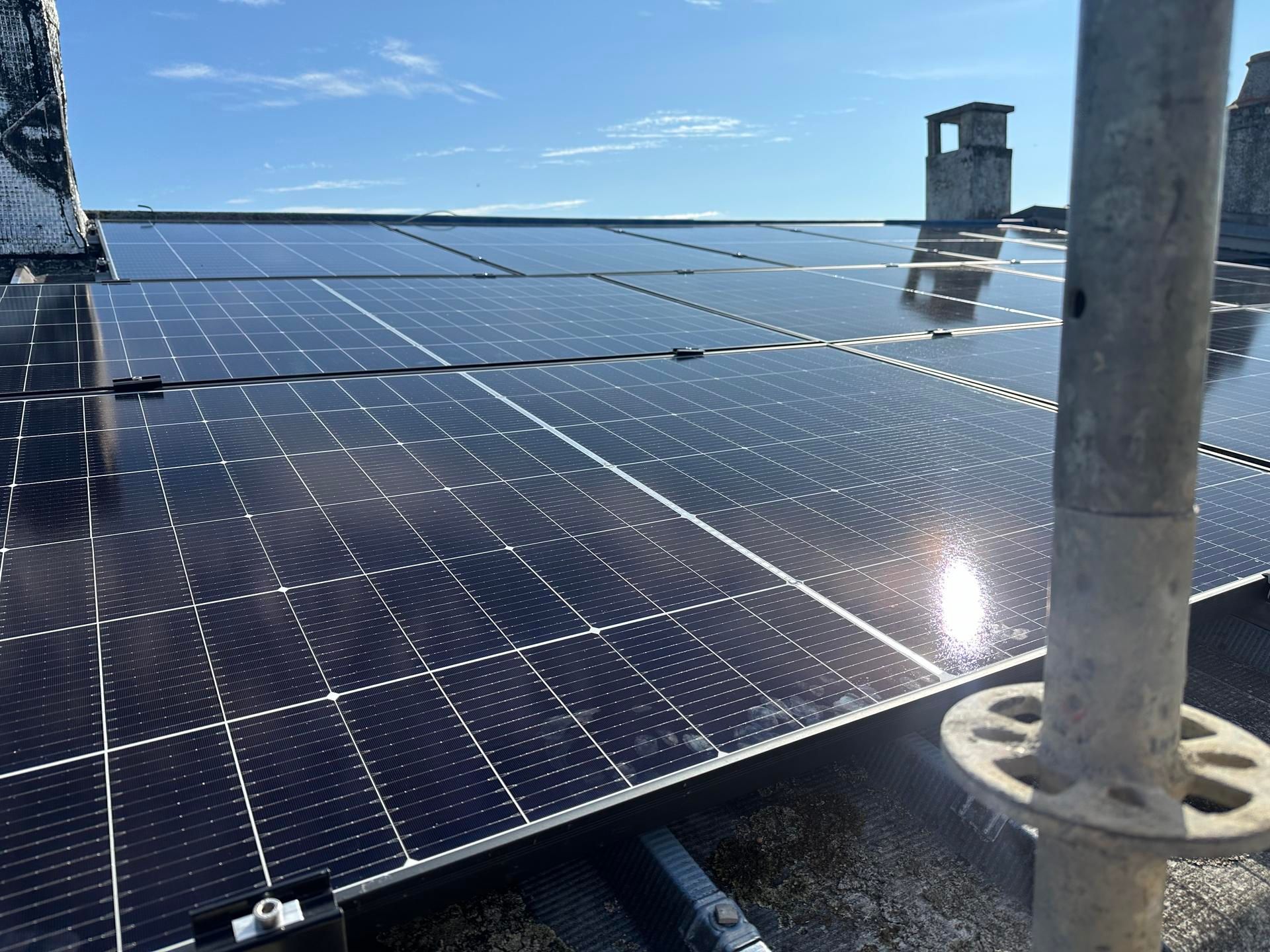 découvrez comment choisir le meilleur installateur photovoltaïque en picardie. nos conseils vous guideront dans la sélection d'un professionnel fiable, l'évaluation des offres et l'optimisation de vos économies d'énergie grâce à l'énergie solaire.