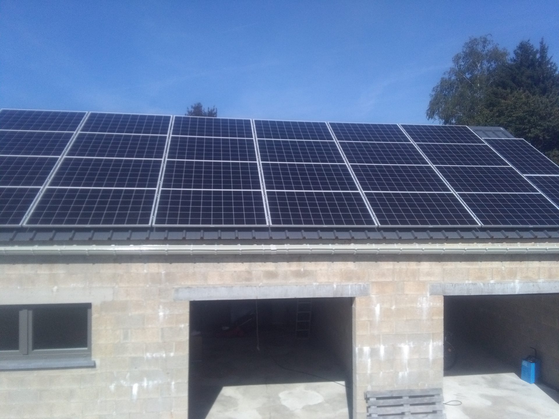 découvrez comment choisir le meilleur installateur photovoltaïque au luxembourg. comparez les offres, évaluez les compétences et trouvez le partenaire idéal pour votre projet d'énergie solaire.