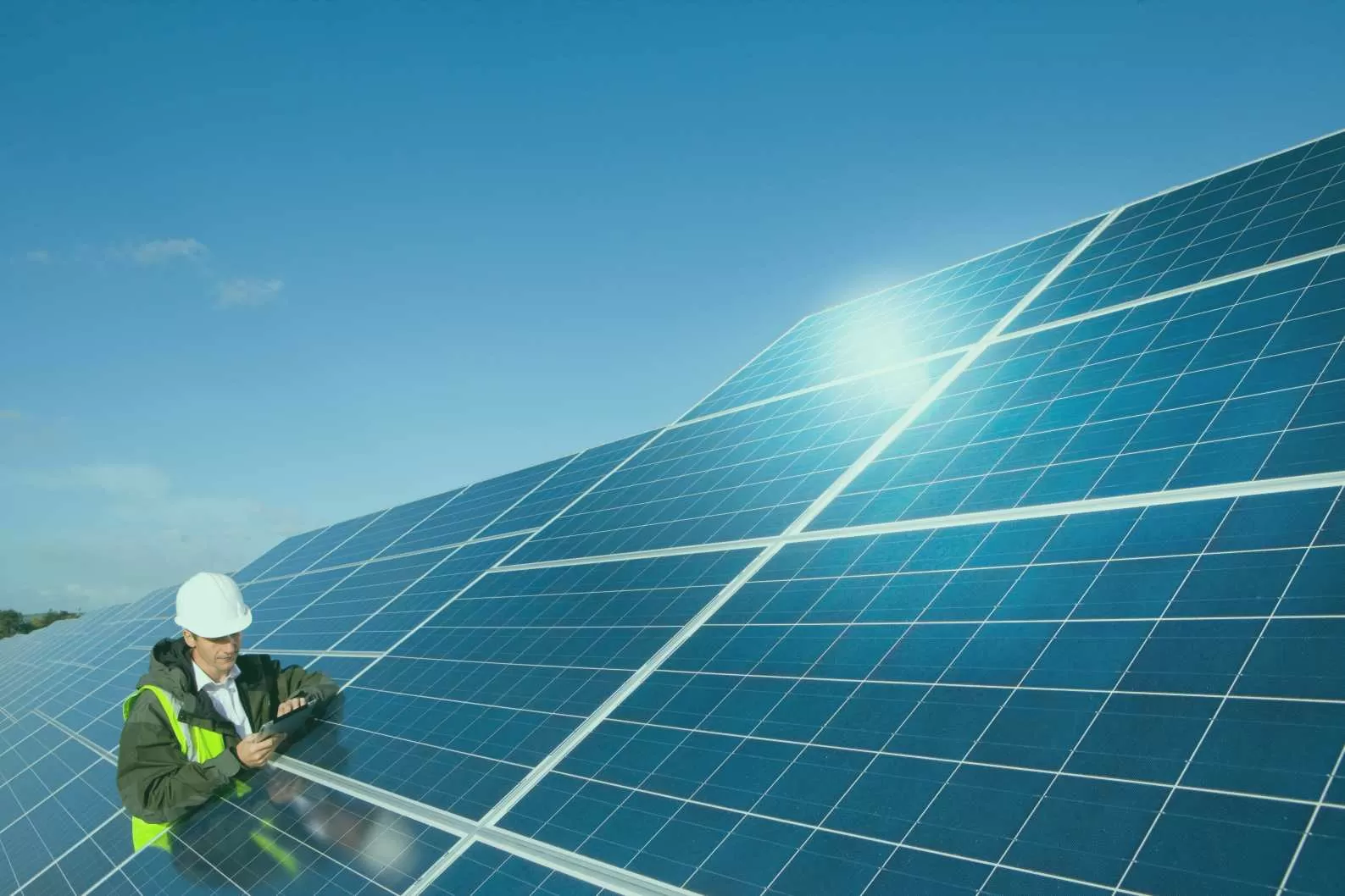 découvrez comment choisir le meilleur installateur photovoltaïque dans le nord. comparez les offres, évaluez les compétences et assurez-vous d'une installation de qualité pour bénéficier pleinement de l'énergie solaire.