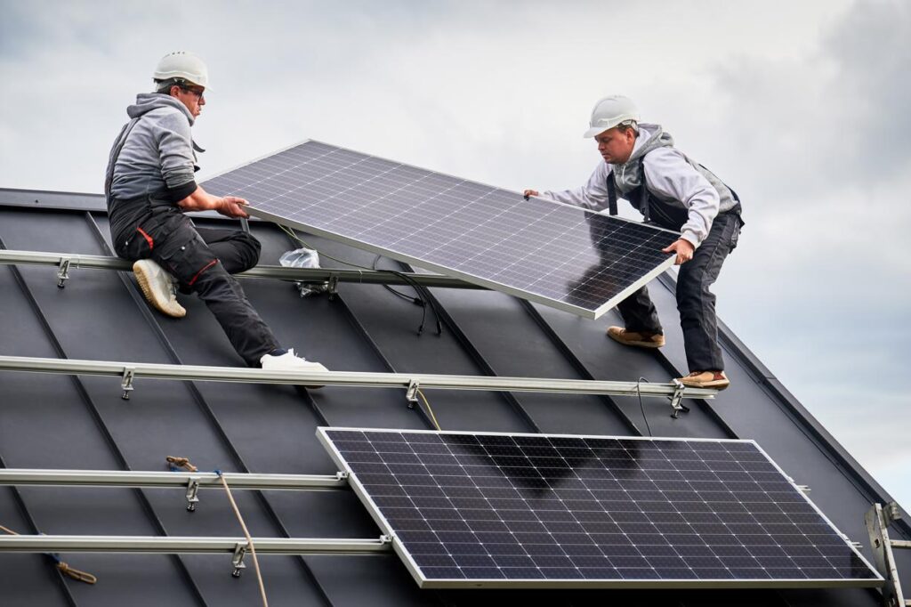 découvrez comment faire le meilleur choix pour un installateur solaire qualifié. obtenez des conseils sur les critères à considérer, les certifications à vérifier et les questions à poser pour garantir une installation efficace de vos panneaux solaires.
