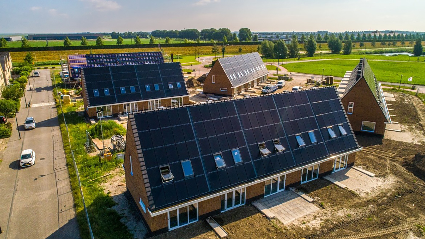 découvrez comment intégrer efficacement des panneaux photovoltaïques dans votre habitat pour optimiser votre consommation d'énergie, réduire vos factures et contribuer à un avenir durable. profitez d'astuces, de conseils et des meilleures pratiques pour une installation réussie.