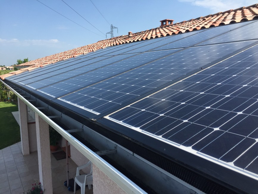 découvrez notre comparatif des installateurs de panneaux photovoltaïques (pv) pour vous aider à choisir le meilleur professionnel. comparez les services, les prix et les avis des experts en énergie solaire pour une installation réussie et rentable.
