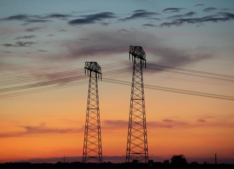 découvrez notre comparatif détaillé sur les solutions solaires intelligentes et l'énergie renouvelable. analysez les avantages, les performances et les innovations des différentes options pour optimiser votre consommation énergétique de manière durable.