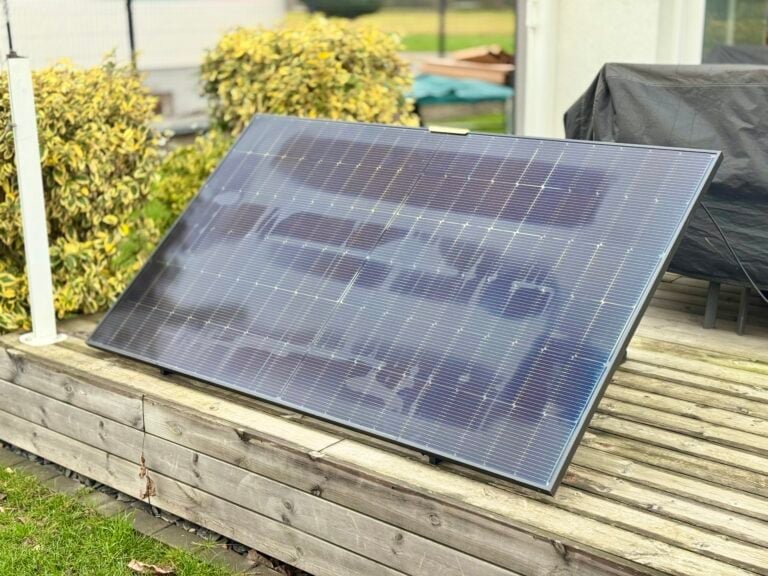 découvrez notre comparatif des solutions solaires pour choisir la meilleure option adaptée à vos besoins énergétiques. analysez les avantages, les inconvénients et les prix des différentes technologies solaires afin d'optimiser votre transition vers une énergie propre et durable.