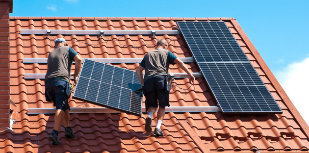 découvrez le coût d'installation des panneaux solaires et optimisez votre investissement énergétique. comparez les prix, les aides disponibles et les avantages d'une énergie renouvelable pour réduire vos factures et contribuer à un avenir durable.
