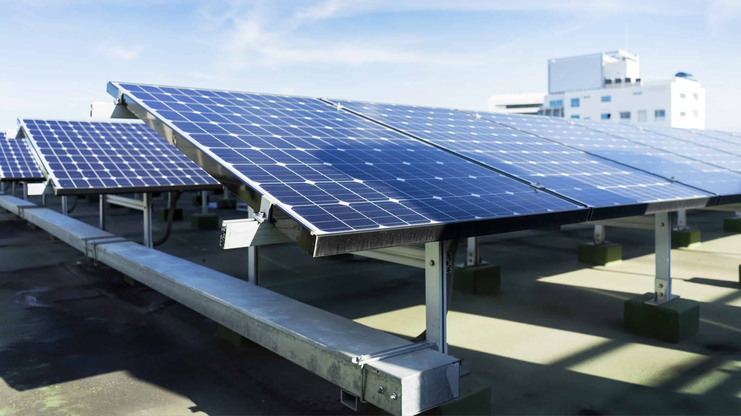 découvrez les tendances et estimations des coûts des panneaux photovoltaïques en 2025. informez-vous sur les facteurs influençant les prix, les économies d'énergie potentielles et les avantages d'investir dans l'énergie solaire pour un avenir durable.