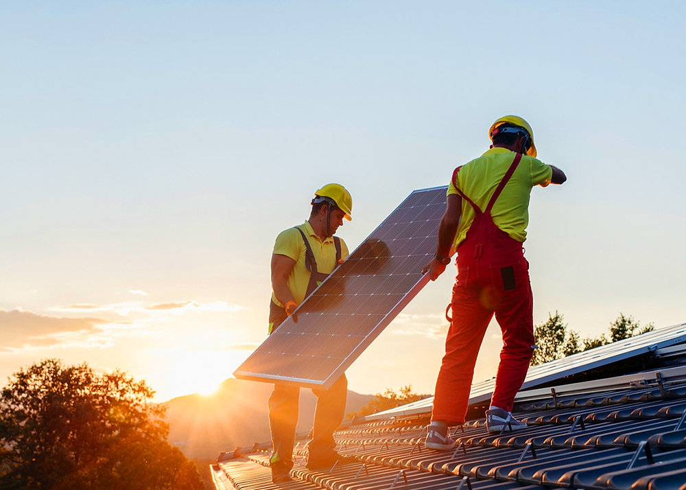 découvrez le cqp installateur photovoltaïque, une formation certifiante qui vous prépare aux métiers de l'énergie solaire. acquérir des compétences techniques, pratiques et réglementaires pour installer des systèmes photovoltaïques performants et contribuer à la transition énergétique.