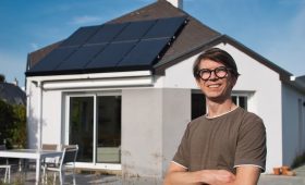 découvrez comment bénéficier du crédit d'impôt photovoltaïque pour réduire vos dépenses d'installation de panneaux solaires. profitez de cette aide financière pour investir dans une énergie renouvelable et durable tout en diminuant votre facture d'électricité.