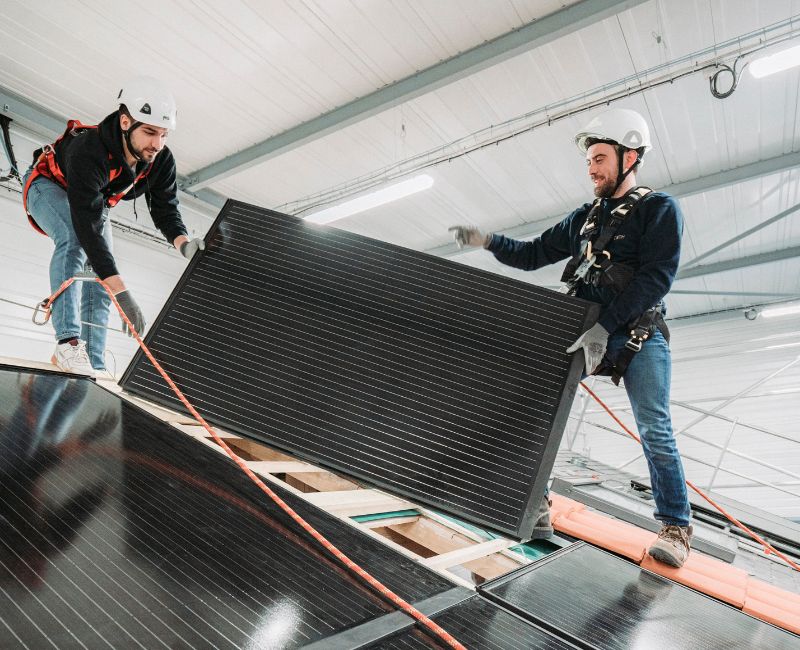 découvrez comment devenir installateur photovoltaïque et contribuer à la transition énergétique. formations, compétences requises et opportunités de carrière pour un avenir durable.
