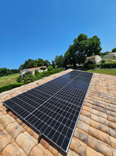 obtenez votre devis personnalisé pour l'installation de panneaux photovoltaïques à angoulême. profitez d'une énergie renouvelable et réduisez vos factures d'électricité grâce à nos solutions adaptées à vos besoins.