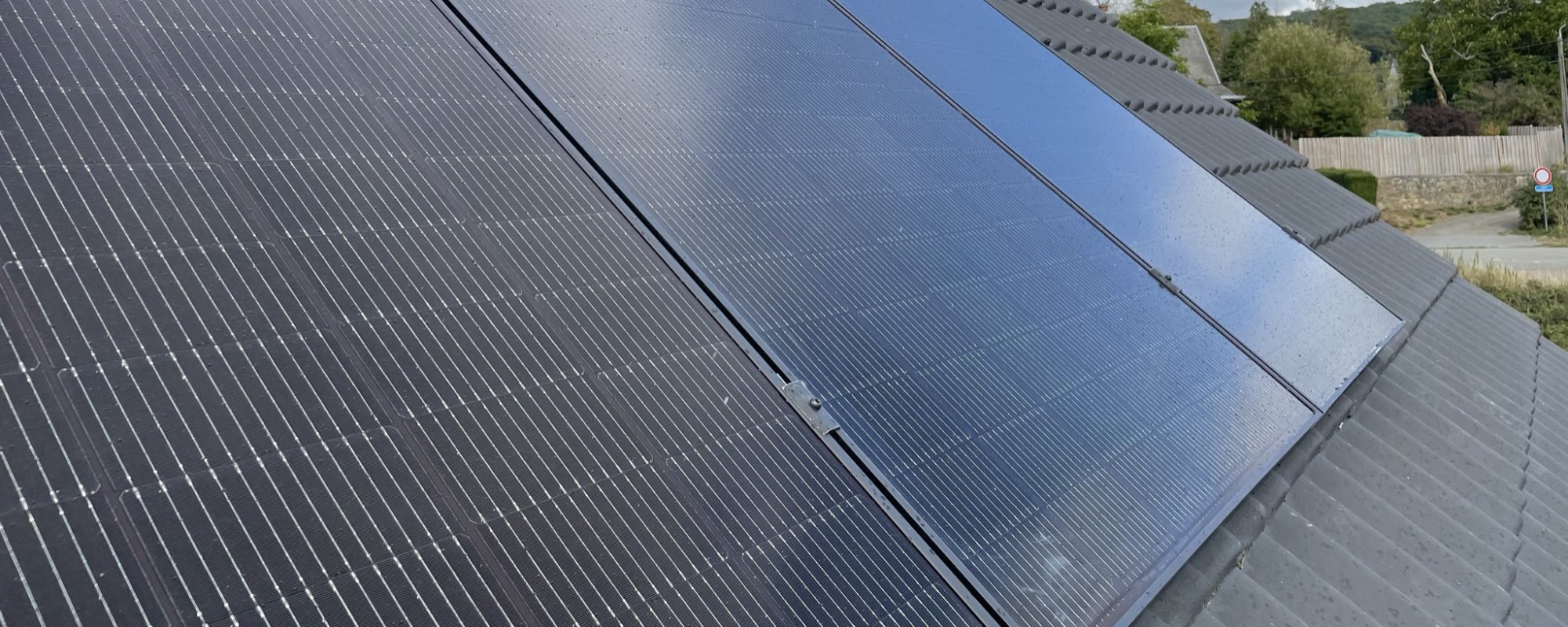 obtenez votre devis gratuit pour l'installation de panneaux photovoltaïques à namur. profitez d'une énergie renouvelable et réduisez vos factures d'électricité tout en contribuant à la protection de l'environnement.
