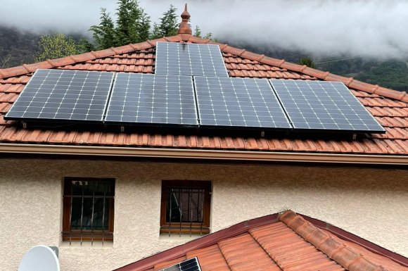 obtenez un devis gratuit et personnalisé pour l'installation de panneaux solaires. découvrez les meilleures options adaptées à vos besoins énergétiques et profitez des économies sur votre facture d'électricité tout en contribuant à la protection de l'environnement.