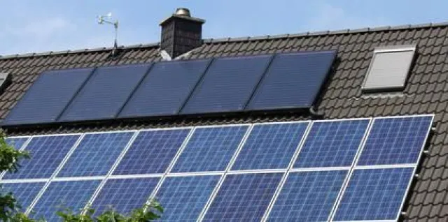 découvrez les différences entre les panneaux solaires : monocristallins, polycristallins et à couches minces. apprenez à choisir la meilleure option adaptée à vos besoins énergétiques et à optimiser votre investissement solaire.