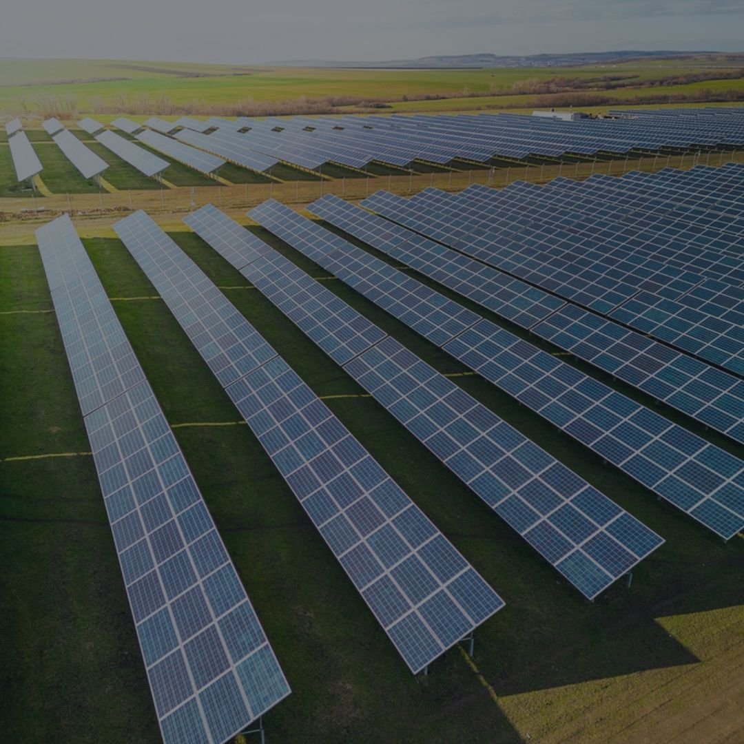 découvrez notre guide complet sur le dimensionnement photovoltaïque (pv) pour optimiser la production d'énergie solaire. apprenez à évaluer vos besoins énergétiques, choisir les équipements adaptés et maximiser l'efficacité de votre installation solaire.