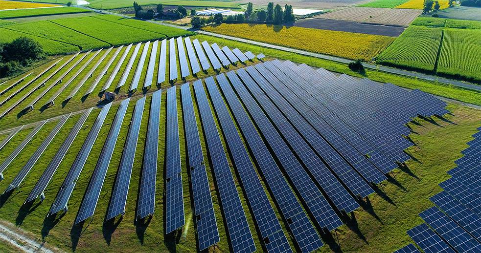 découvrez comment l'éco-responsabilité et les solutions photovoltaïques transforment la région rhône-alpes. informez-vous sur les avantages des énergies renouvelables, les initiatives locales pour un avenir durable et les projets innovants visant à réduire l'empreinte carbone.