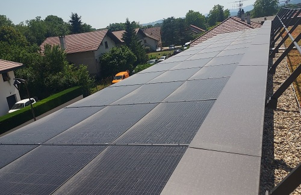 découvrez notre école dédiée à la formation des installateurs photovoltaïques. apprenez les compétences essentielles pour exceller dans le secteur des énergies renouvelables et devenir un professionnel certifié. rejoignez-nous pour contribuer à une planète plus verte.