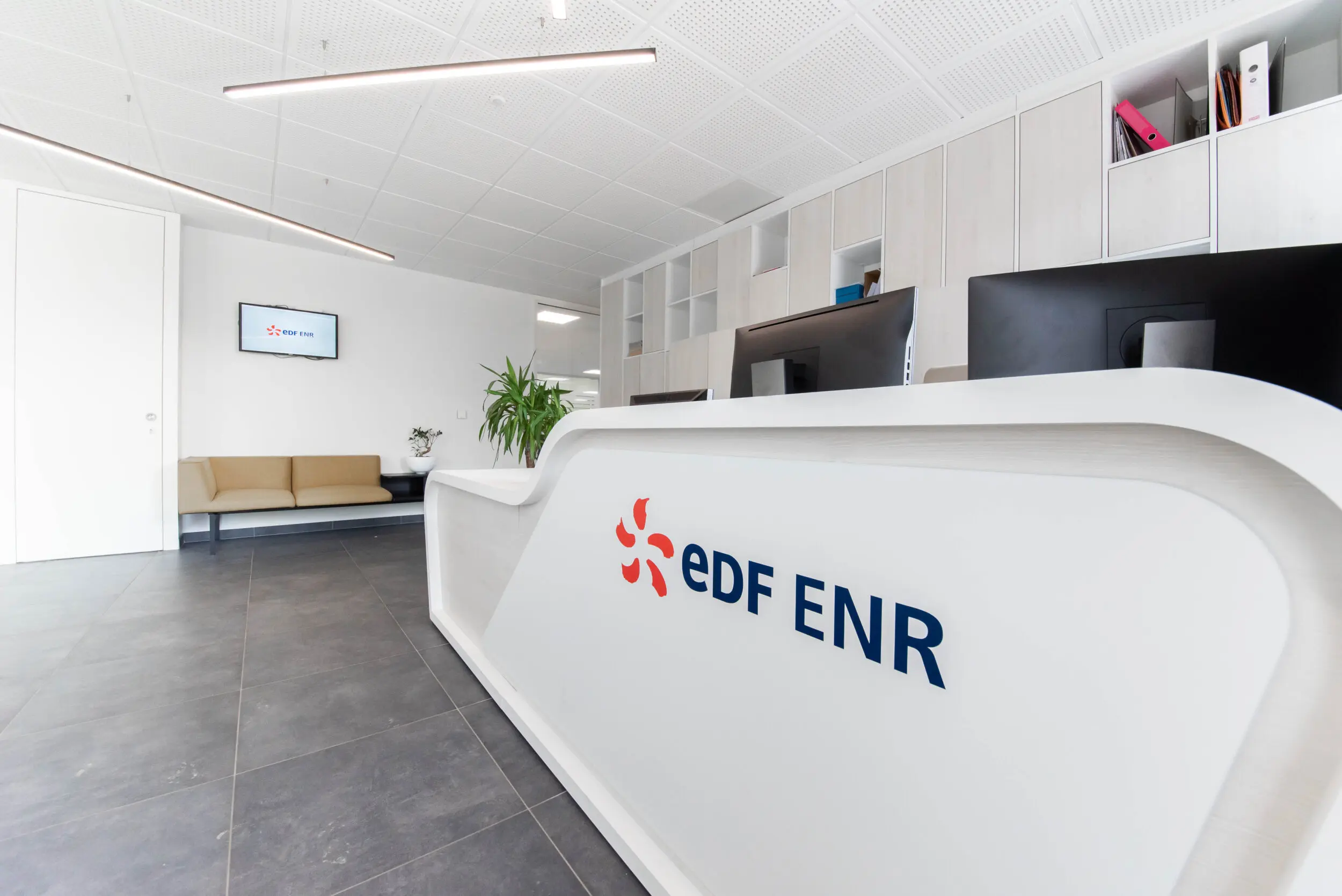découvrez edf enr, le leader des solutions d'énergie renouvelable en france. profitez d'une expertise reconnue pour l'installation de panneaux solaires, d'éoliennes et d'autres technologies vertes. engagez-vous vers un avenir durable avec des énergies respectueuses de l'environnement.