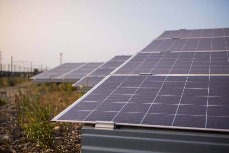 découvrez comment edf s'engage dans le développement de l'énergie photovoltaïque pour favoriser une transition énergétique durable. informez-vous sur les solutions vertes et les offres innovantes d'edf pour intégrer le solaire dans votre quotidien.