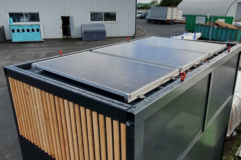 découvrez l'importance de l'emplacement des panneaux photovoltaïques pour maximiser leur efficacité. apprenez comment le choix de l'orientation, de l'inclinaison et de l'emplacement géographique peut influencer la production d'énergie solaire. optimisez votre installation pour un rendement optimal.