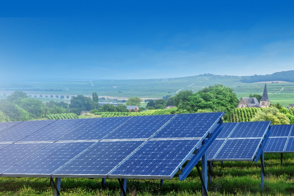 découvrez les solutions d'énergie solaire proposées par edf pour une transition énergétique durable. profitez de l'énergie renouvelable pour réduire votre empreinte carbone et réaliser des économies sur vos factures d'électricité.