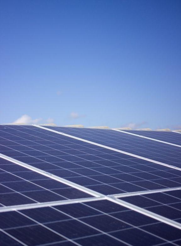 découvrez notre entreprise photovoltaïque spécialisée dans l'installation de panneaux solaires de haute qualité. profitez des énergies renouvelables, réduisez votre facture d'électricité et contribuez à la préservation de l'environnement grâce à nos solutions sur mesure.