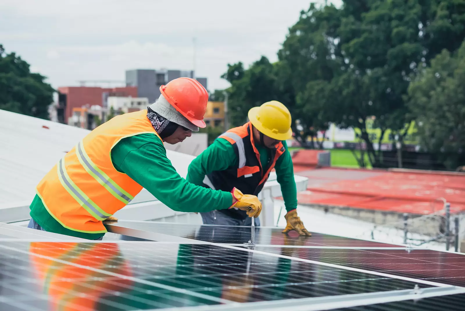découvrez nos conseils et astuces pour réussir l'entretien avec enerplan. préparez-vous efficacement et mettez en avant vos compétences pour vous démarquer lors de cet entretien dans le secteur des énergies renouvelables.