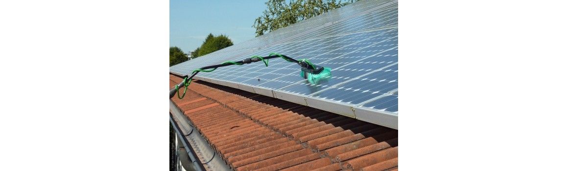 découvrez l'importance de l'entretien des panneaux solaires pour maximiser leur efficacité et prolonger leur durée de vie. apprenez les meilleures pratiques et conseils pour maintenir votre installation en parfait état.