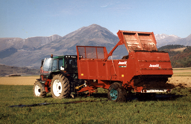 découvrez l'entretien exclusif avec philippe rivet, où il partage ses réflexions, expériences et visions sur l'industrie et les défis du moment. une occasion unique d'en apprendre davantage sur ce leader inspirant.